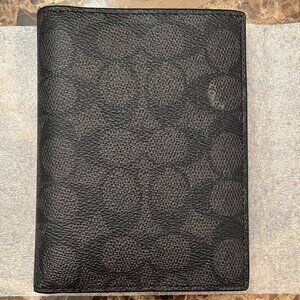 NWT Coach Passport Card Case/Holder In Signature Canvas